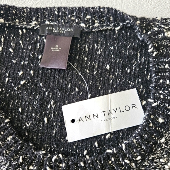 NWT Ann Taylor Factory Tweed Short Sleeve Dress. Size S - Picture 5 of 6